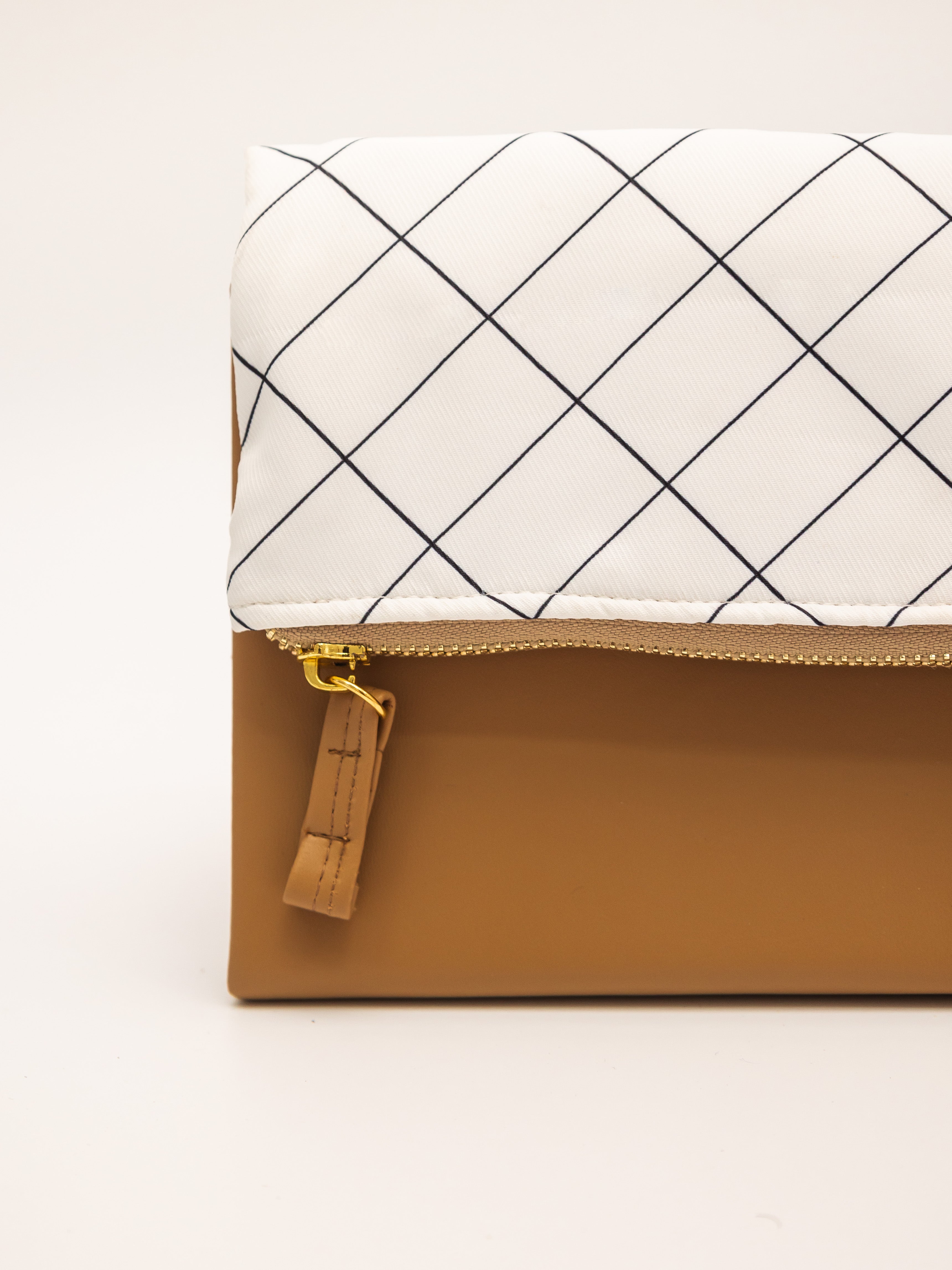 Cream Checkered Brown Pursebook