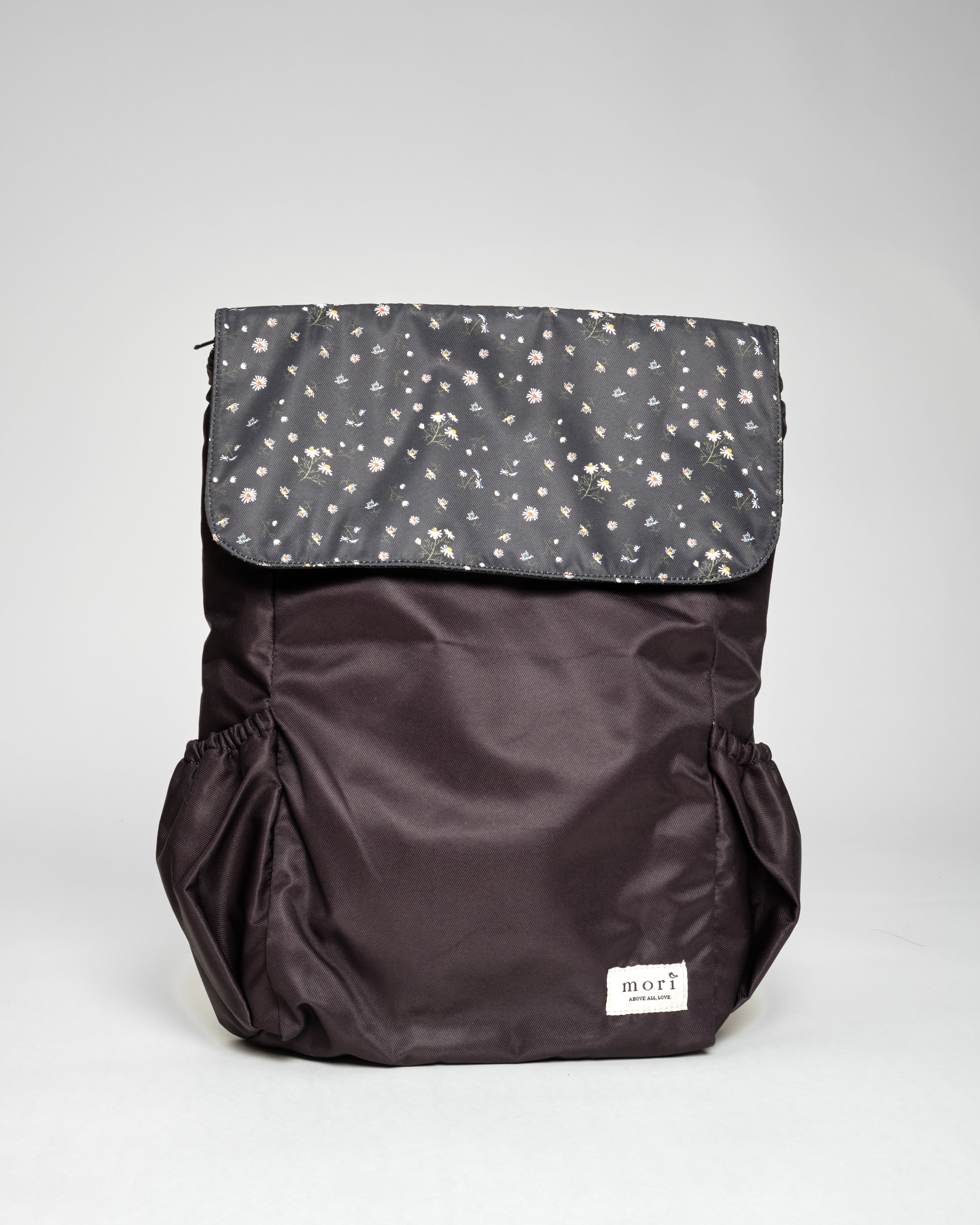 {{Lovetheark x Mori}} Chamomile Black Utility 4-Way Washable Bag 2.0