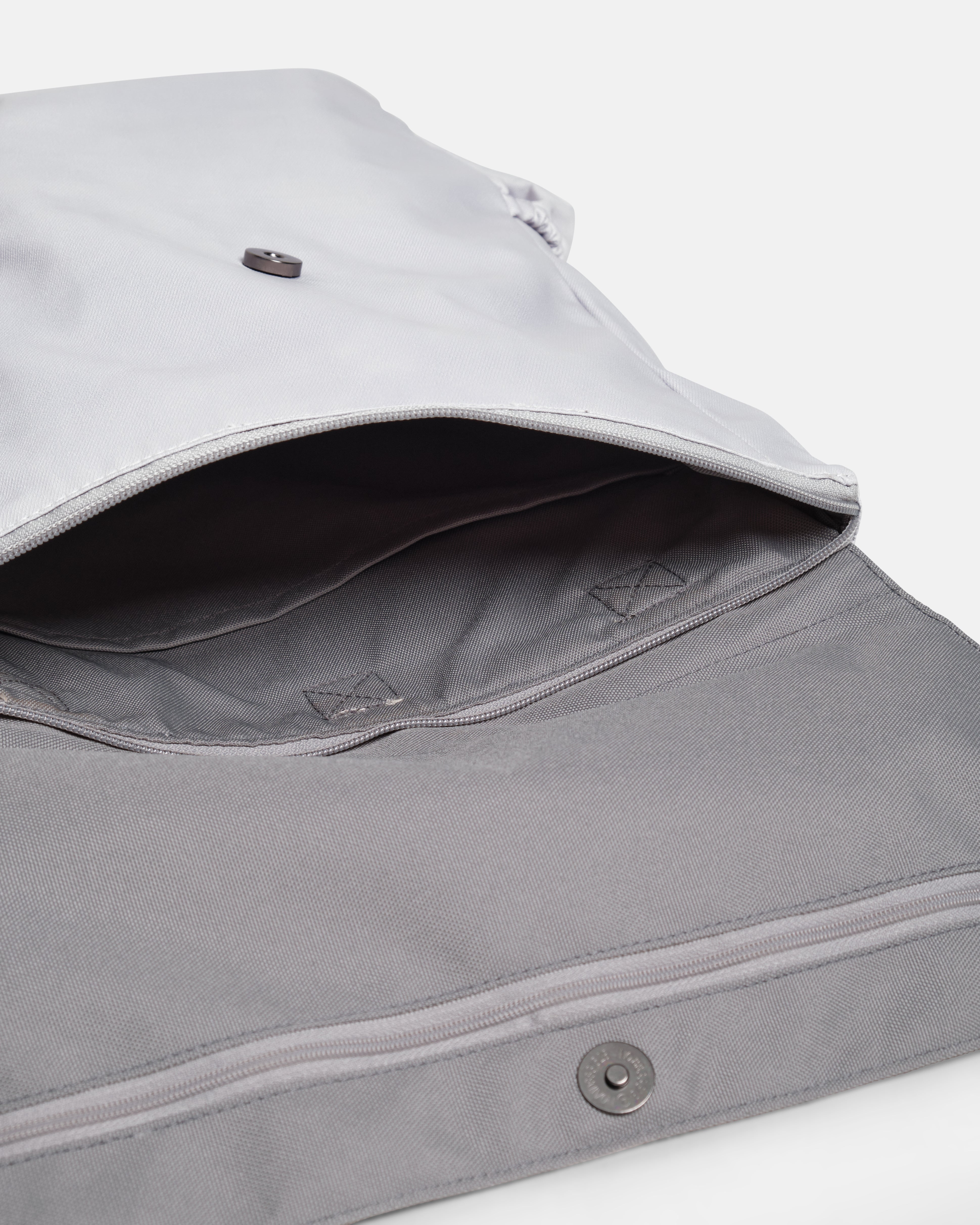 Dreamy Butterflies Grey Utility 4-Way Washable Bag 2.0
